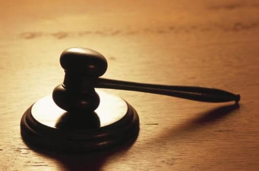 France : condamné à 20 ans de prison pour avoir violé et vendu sa fille