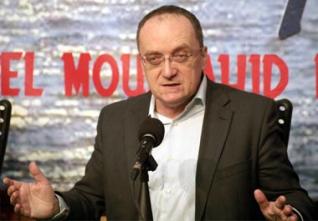 Gilles Devers au Forum El Moudjahid