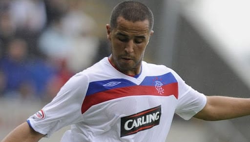 Il rejoindra les Verts après le 3 janvier et jouera le derby contre le Celtic: la FAF va céder Bougherra aux Rangers