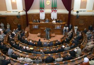 Les sénateurs apprécient la loi de finances 2010