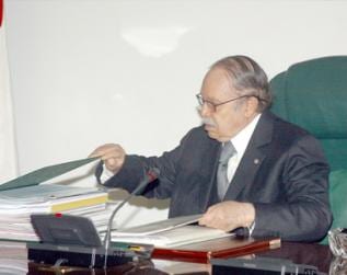 Signature de la loi de finances 2010, Plan quiquennal