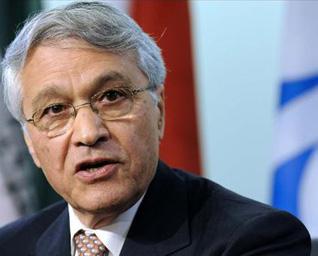 Tlemcen : M. Chakib Khelil explique l’option du dessalement de l’eau de mer