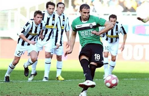 Auteur d’un doublé au Stadio Delle Alpi, Ghezzal explose et sort le grand jeu face à la Juve