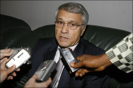 Chakib Khelil minimise le scandale de sonatrach «Une question de procédures seulement»