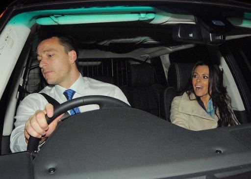 Chelsea: John Terry renverse en voiture un salarié du club
