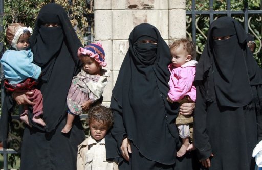 Des femmes yéménites manifestent contre la fixation de l’âge du mariage
