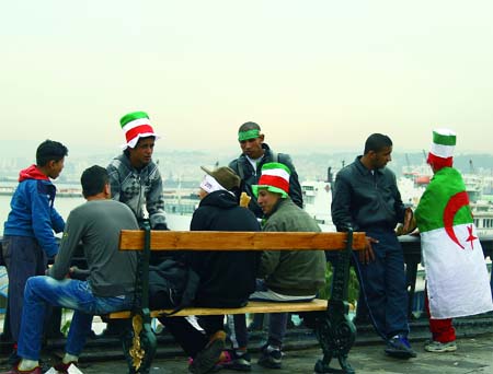 En prévision du match amical Algérie-Serbie, Déferlement sur Alger