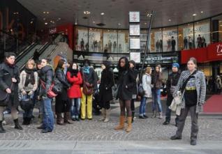 France : La réponse civilisée du collectif «24 heures sans nous»
