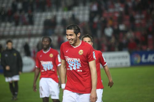 Il est arrière gauche à Tarragona (Espagne), Cherfa : «Raouraoua m’a dit que je suis sélectionnable»