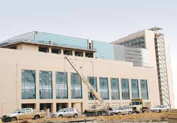 Le palais des conventions d’Oran a coûté 500 millions d’euros, Un nouveau scandale Sonatrach ?