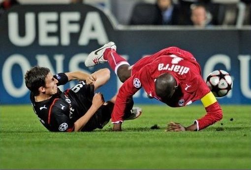 Ligue des champions: Bordeaux rejoint Lyon en quart, le Barça sans pitié