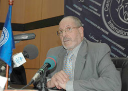 M. Ghlamallah reçoit une délégation de la communauté musulmane établie en Grande-Bretagne