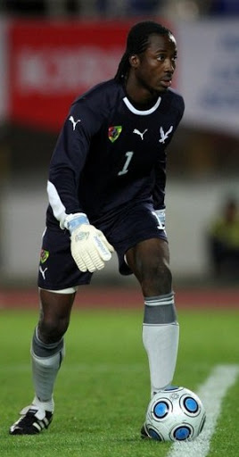 Mitraillage du bus togolais en Angola : le gardien Obilalé veut porter plainte contre la CAF