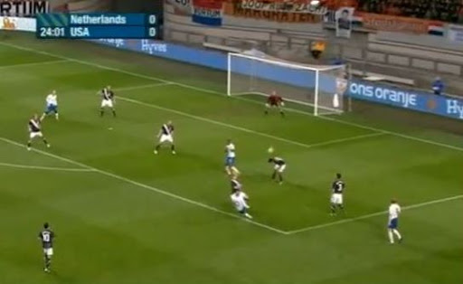 Résumé et buts : Pays-Bas 2 -1 USA