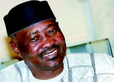 Selon la presse malienne, Le Mali hypothèque la sécurité pour faire plaisir à la France