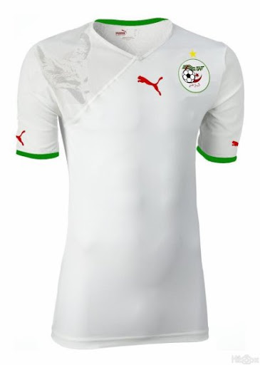 Vente des maillots des « Verts »: 300.000 euros de royalties récoltés par la FAF