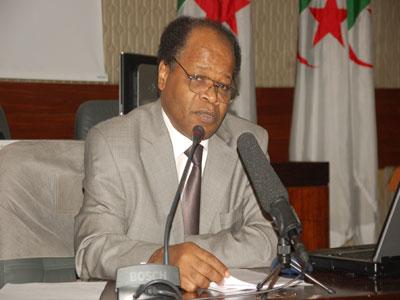 2.000 espaces Internet pour former le citoyen aux TIC