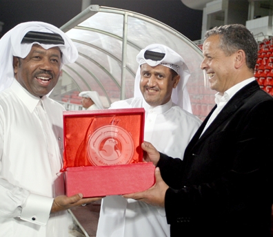 Belloumi au chevet de Meghni au Qatar «Je lui ai conseillé de jouer derrière les attaquants»