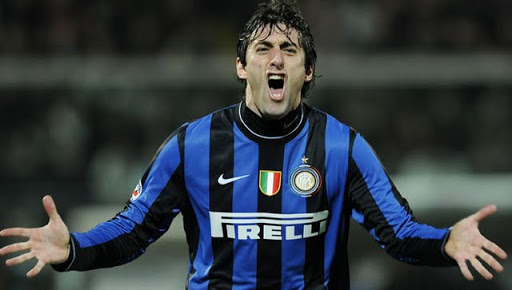 C1 / Jeu et joueur interiste : Milito Régale