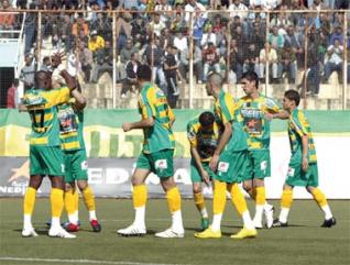Coupe d’Algérie (demi-finales) : Les Canaris, trois ans après…