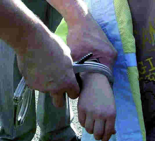 Dealers et tueurs à 10 ans, Ça se passe aussi en Algérie