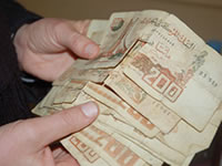 Des billets de 200 da infects, sales et abîmés, Une honte pour l&rsquo;Algérie