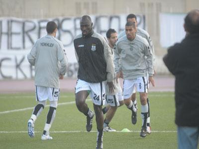 ESS-Zanaco FC : relâchement et confusions