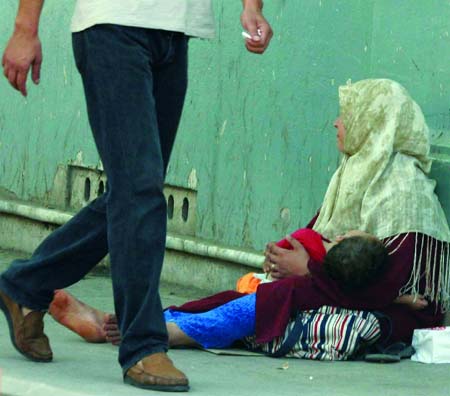 Ils constituent le décor quotidien de la capitale Mendiants, qui êtes-vous ?