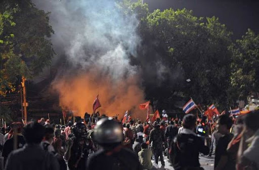 La situation reste « tendue » à Bangkok au lendemain d&rsquo;affrontements meurtriers