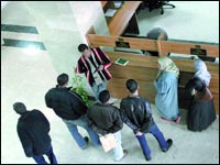 Les mairies prises d’assaut par les citoyens