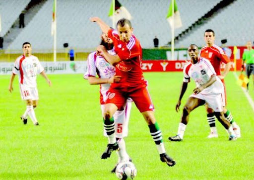 MC Alger A quelques encablures du titre