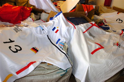 Mondial 2010: La douane sud-africaine saisit près de 27.000 maillots contrefaits