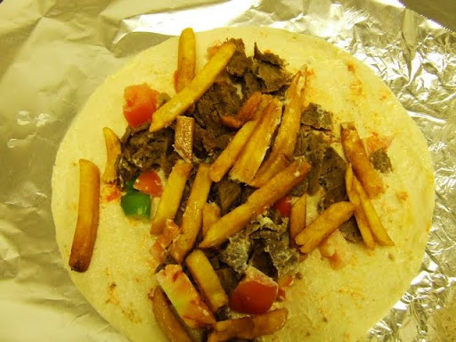 Pizzerias, fast-foods, rôtisseries à la mode : La bouffe à toutes les sauces