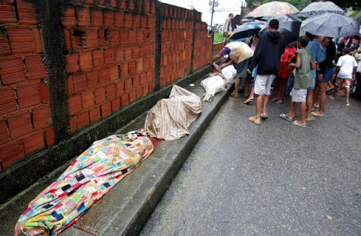 Pluies diluviennes au Brésil, une centaine de morts