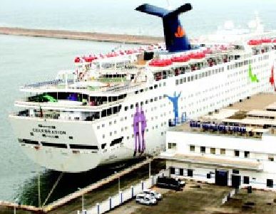 Près de 3000 chambres et deux bateaux pour les hôtes