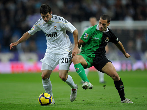 Replaçant contre le Real Madrid, Lacen reprendra sa place contre le Depor