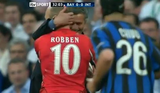 Bayern Munich – Inter Milan 0-2  Jose Mourinho et Arjen Robben