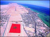 Déploiement d’un gigantesque drapeau marocain au Sahara Occidental : La nouvelle provocation de Rabat
