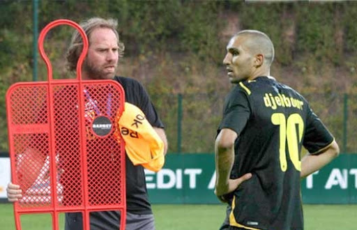 Jean-Guy Wallemme (ent. RC Lens) «Recruter Djebbour est notre priorité»