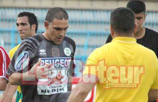 JSK, Hadjaoui : «Un mètre, et j’aurai reçu la pierre entre les yeux»