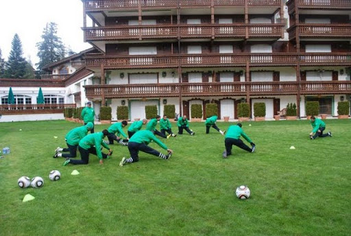 Le groupe au complet à partir d’aujourd’hui : Les Verts entrent dans le vif du sujet