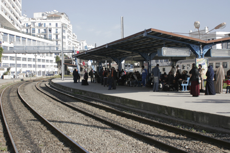 Les cheminots paralysent le rail