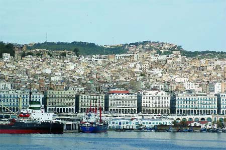 Les wakfs, les POS et les villas illicites bloquent le projet : La capitale dépourvue de PDAU