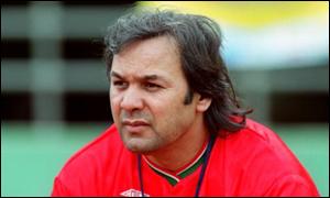 Madjer : «C’est à Zaher et Raouraoua de régler cette crise»