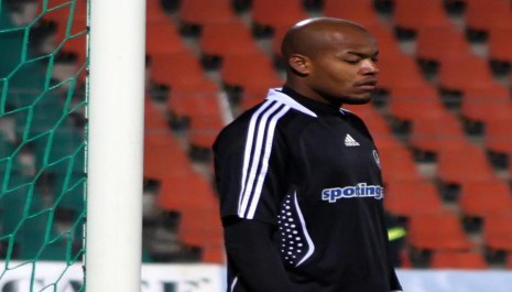 Mbolhi est toujours testé par Manchester United