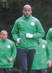 M’bolhi s’illustre