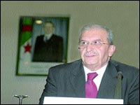 Première sortie du nouveau P-DG de la compagnie pétrolière, Cherouati : “Il faut protéger le bébé Sonatrach”