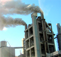 Alors que les citoyens exigent la fermeture de la cimenterie de Meftah : Lafarge s’engage à régler le problème de la pollution