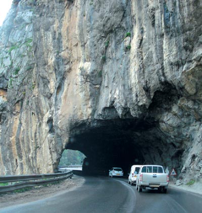 Autoroute est-ouest : Gorges de Lakhdaria, bientôt la fin du calvaire