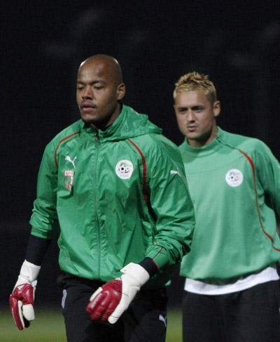 Gardien de but Raïs Wahab Mbolhi